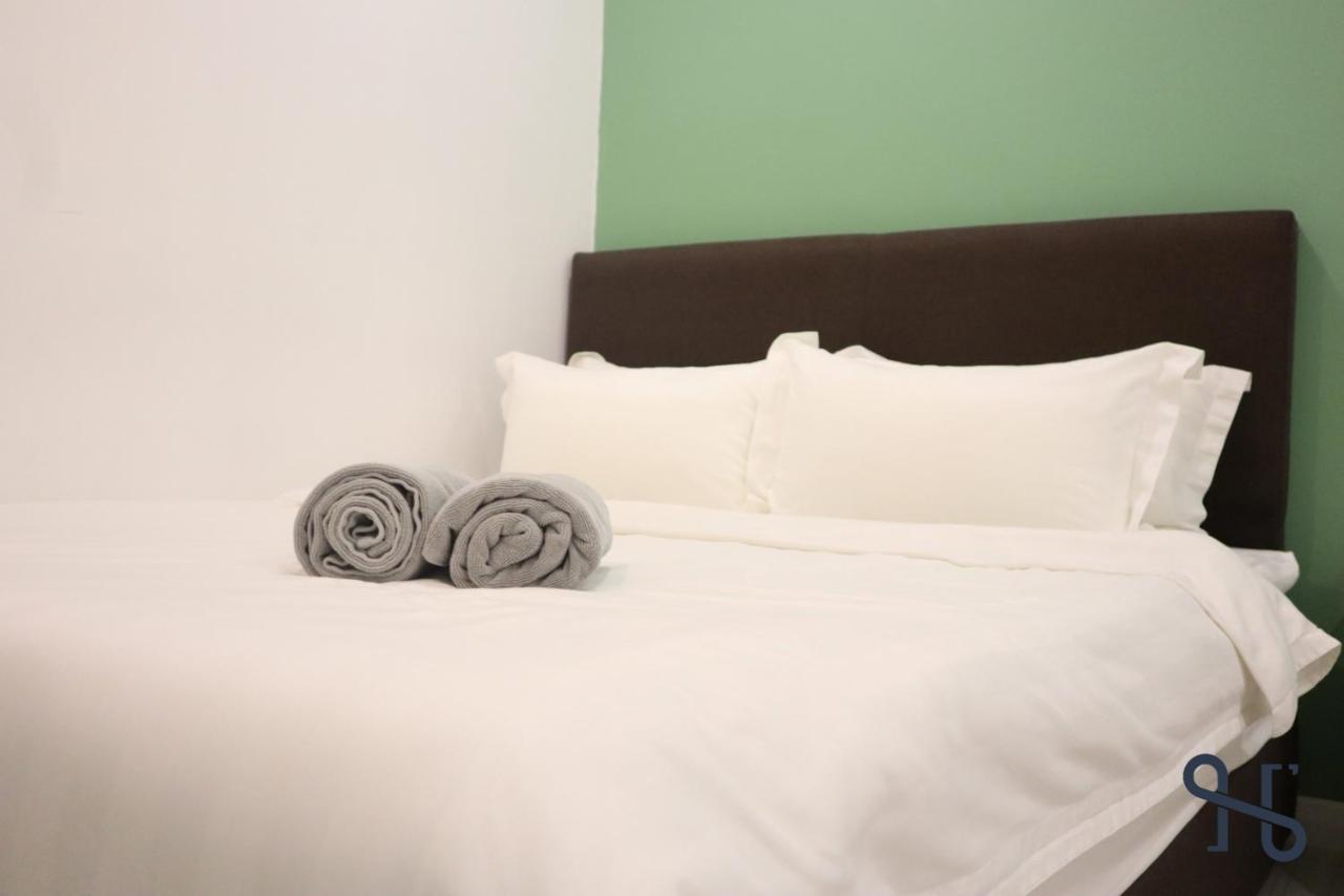 Homesuite' Home At Sutera Avenue Kota Kinabalu Bagian luar foto