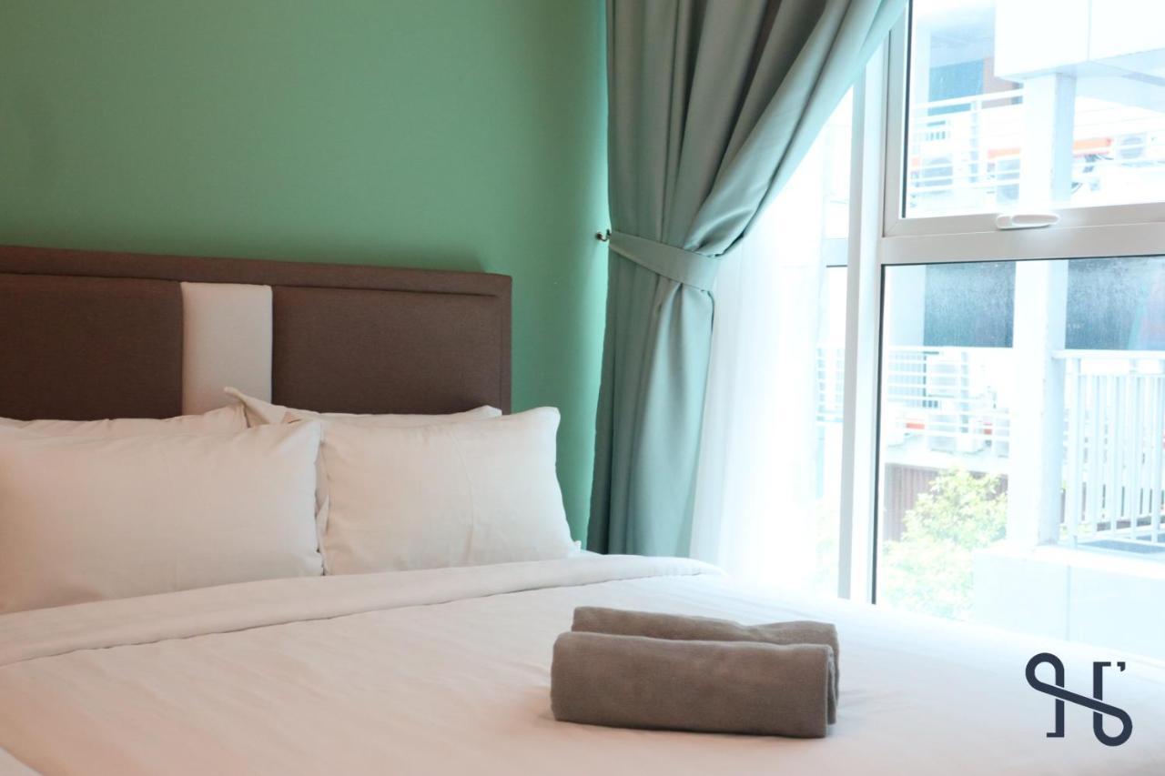 Homesuite' Home At Sutera Avenue Kota Kinabalu Bagian luar foto