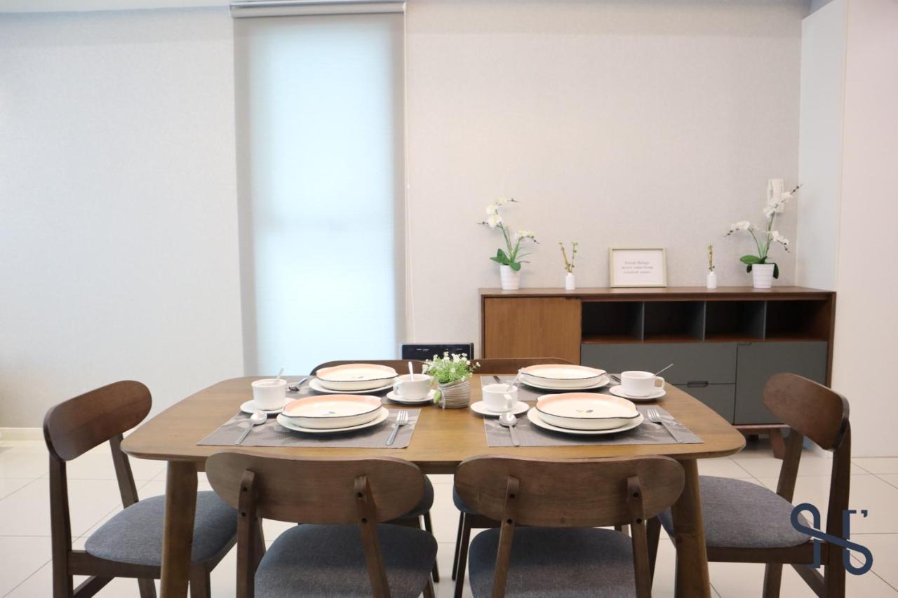 Homesuite' Home At Sutera Avenue Kota Kinabalu Bagian luar foto